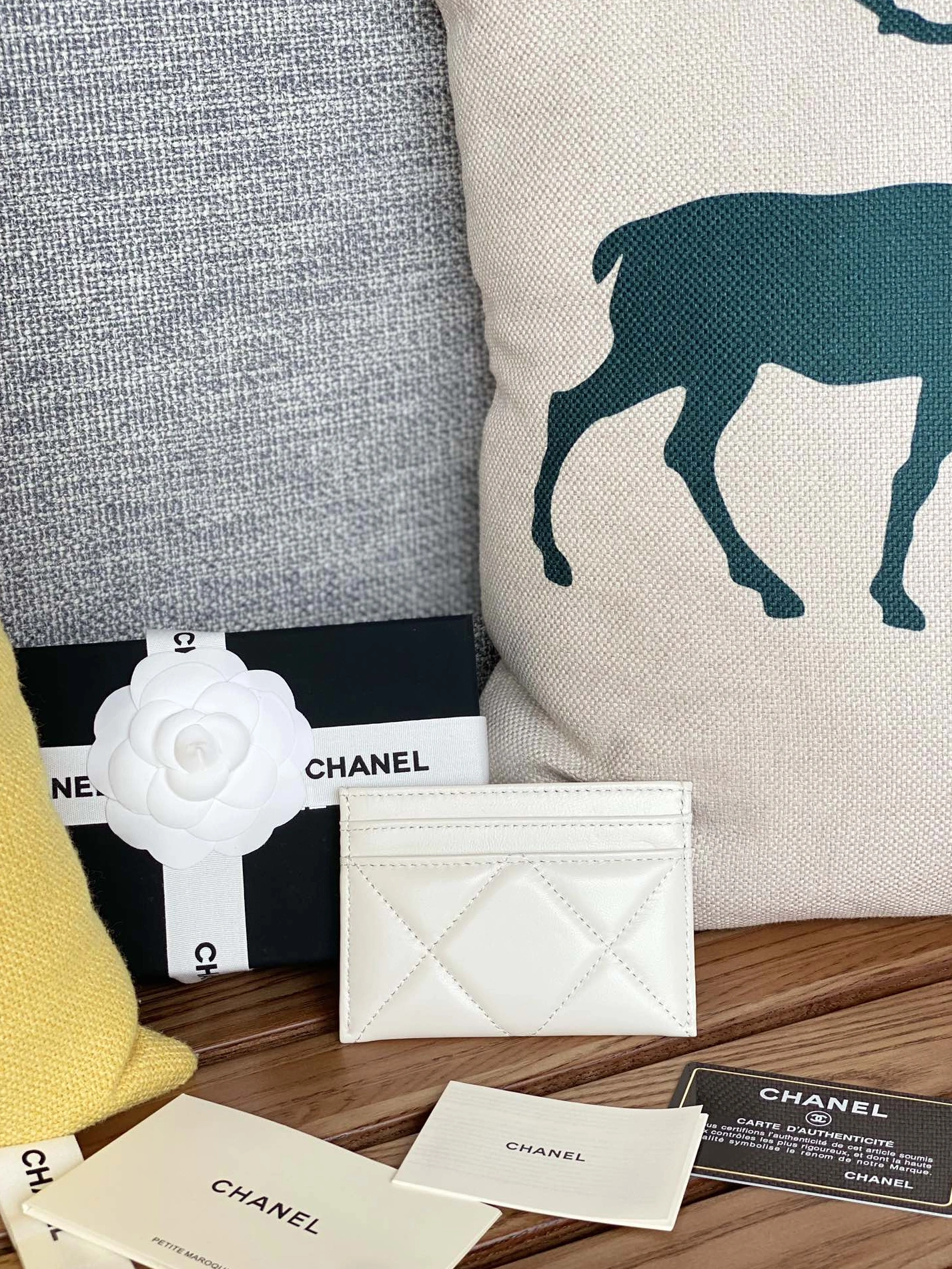 Lightweight 5583 Chanel Card Case