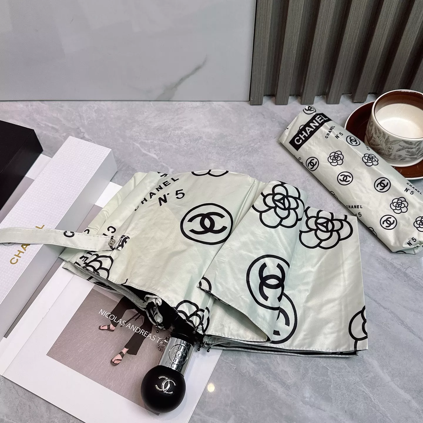 Lightweight 5939 Chanel Umbrellas - Image 4