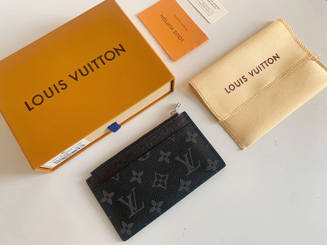 Lightweight 901 Louis Vuitton Card Case For Unisex