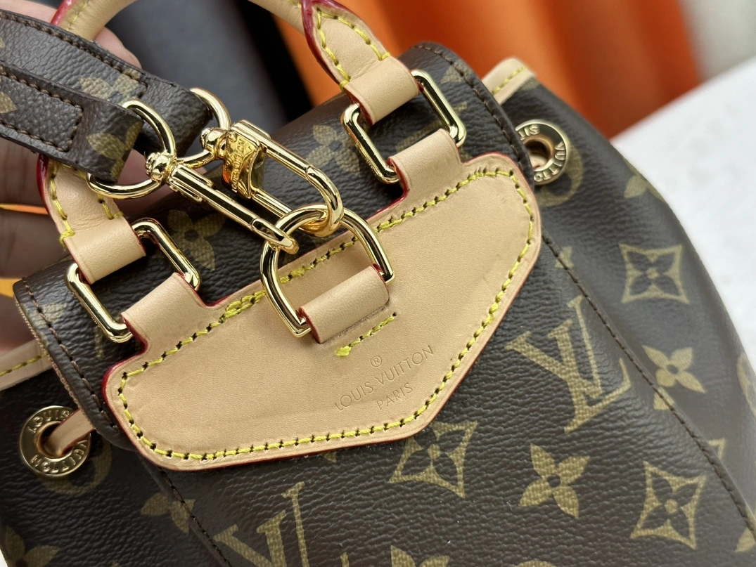 Louis Vuitton AAA Quality Backpacks For Women Trendsetting 6003 - Image 7