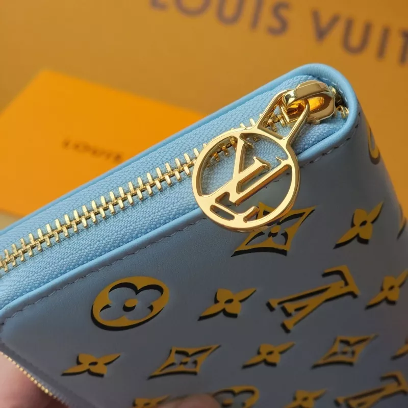 Louis Vuitton AAA Quality Card Case EasyMatch 999 - Image 4