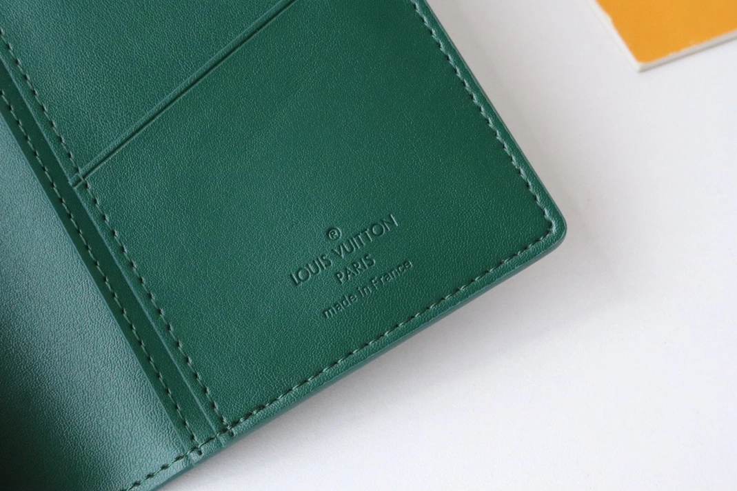 Louis Vuitton AAA Quality Card Case GoodFit 5610 - Image 5