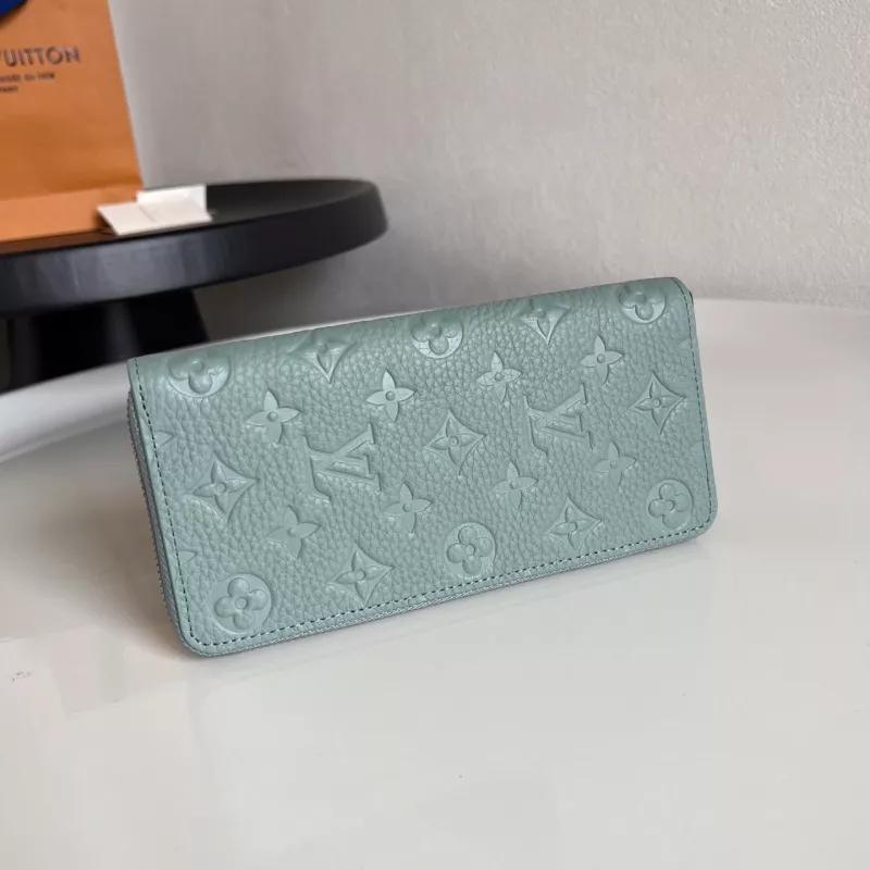 Louis Vuitton AAA Quality Card Case ModernLook 3095 - Image 3