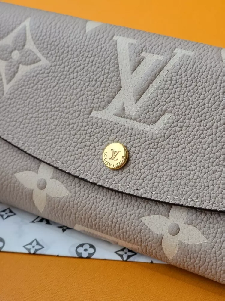 Louis Vuitton AAA Quality Card Case Sleek 1107 - Image 4