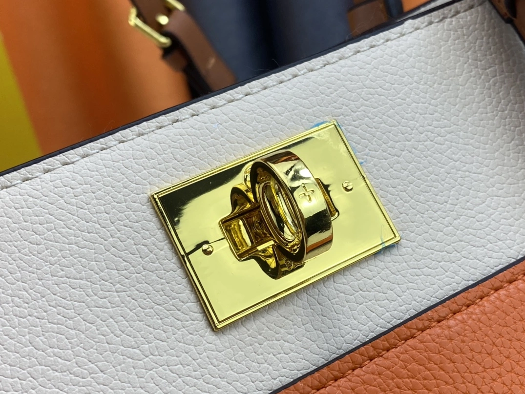 Louis Vuitton AAA Quality Handbags For Women AllSeason 7826 - Image 5