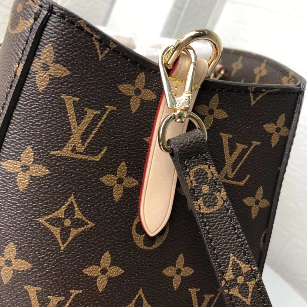 Louis Vuitton AAA Quality Handbags For Women Breathable 8167 - Image 5