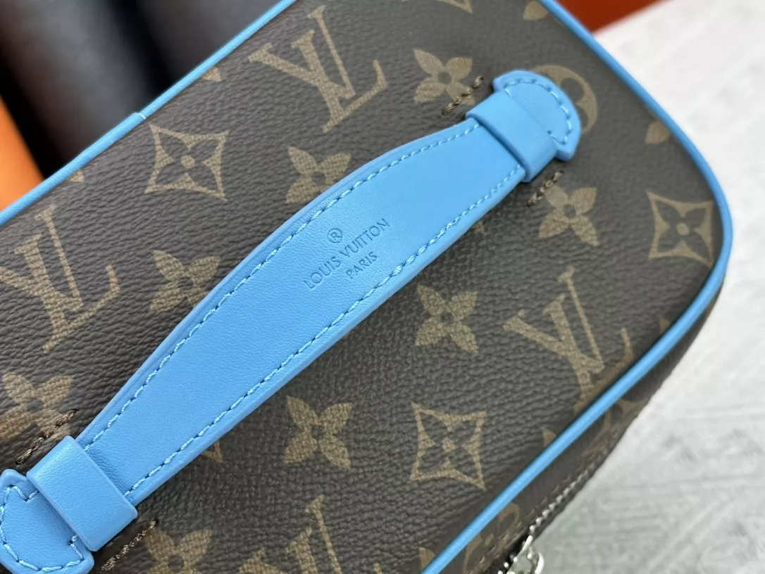 Louis Vuitton AAA Quality Handbags For Women Durable 6974 - Image 7