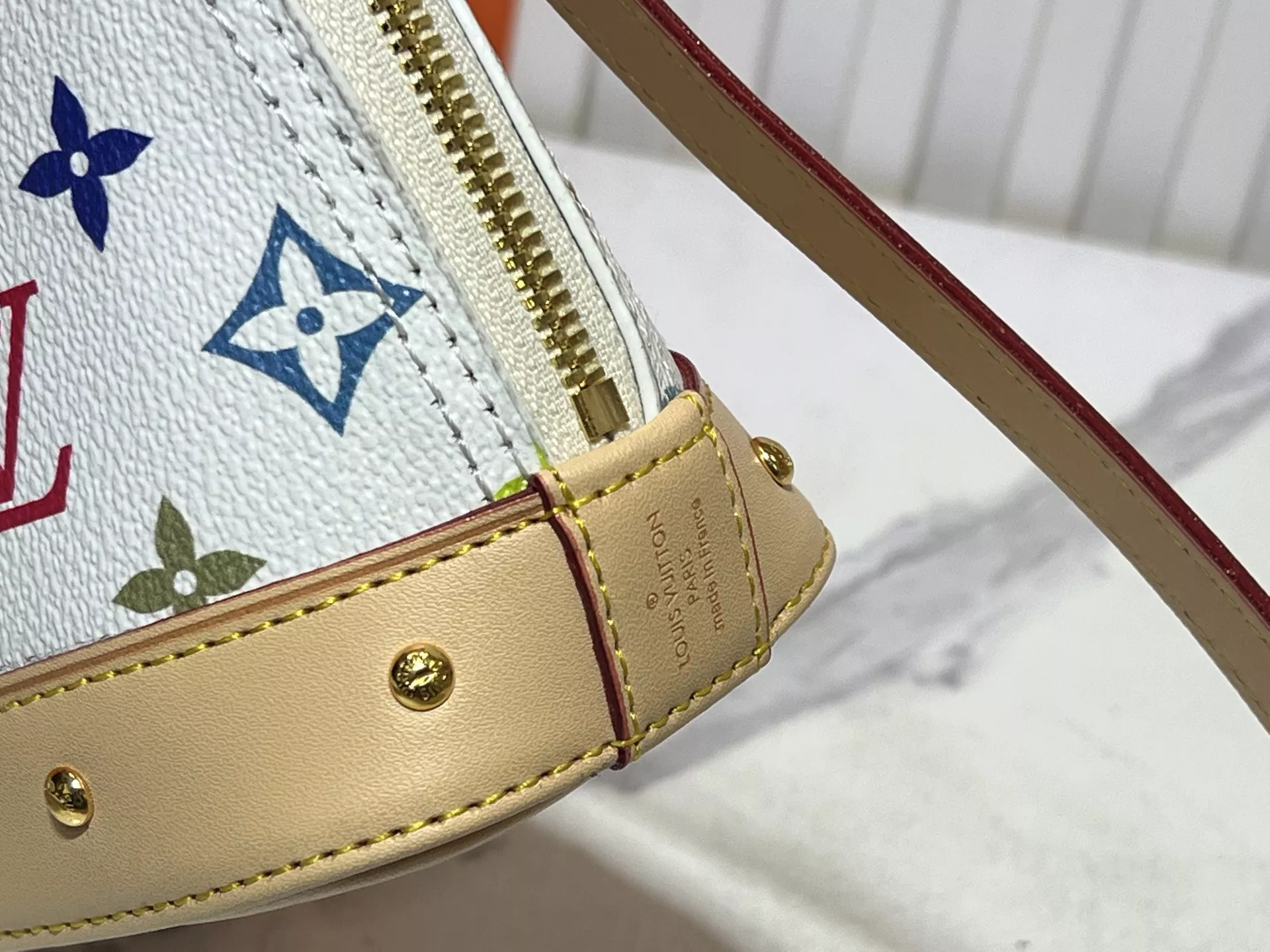 Louis Vuitton AAA Quality Handbags For Women Refined 9045 - Image 6