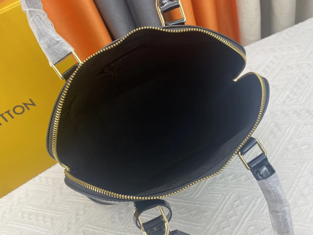 Louis Vuitton AAA Quality Handbags For Women Sophisticated 9967 - Image 7