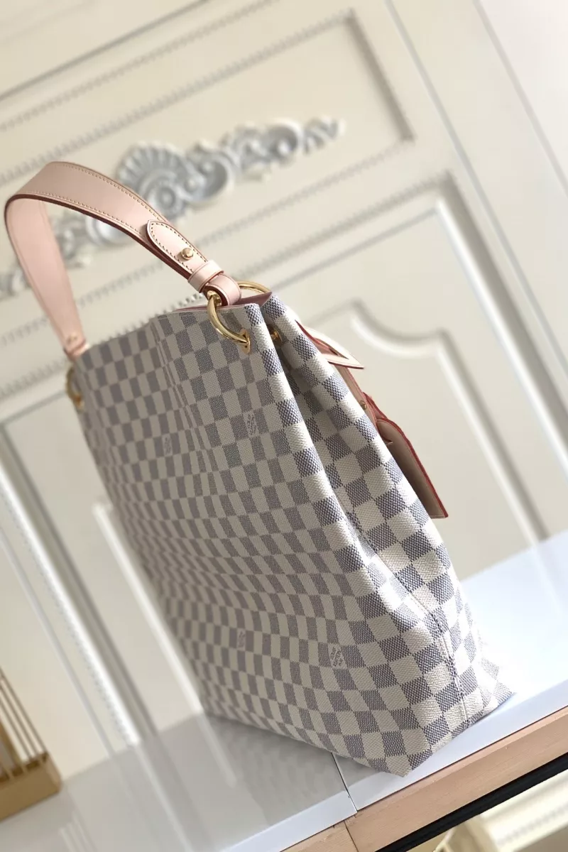 Louis Vuitton AAA Quality Handbags In Pink For Women Unique 5243