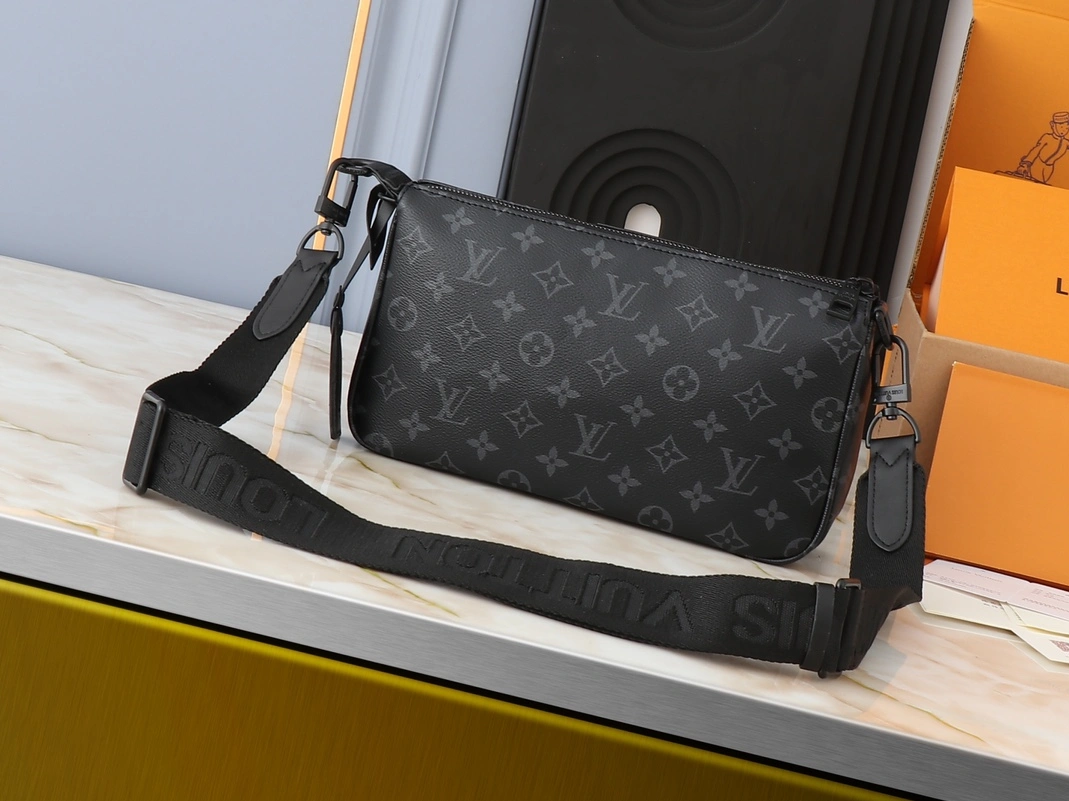 Louis Vuitton AAA Quality Messenger Bags For Unisex Durable 3258