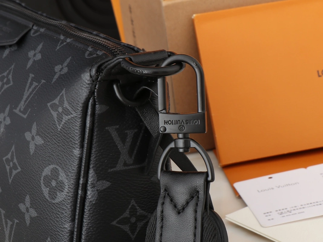 Louis Vuitton AAA Quality Messenger Bags For Unisex Durable 3258 - Image 6