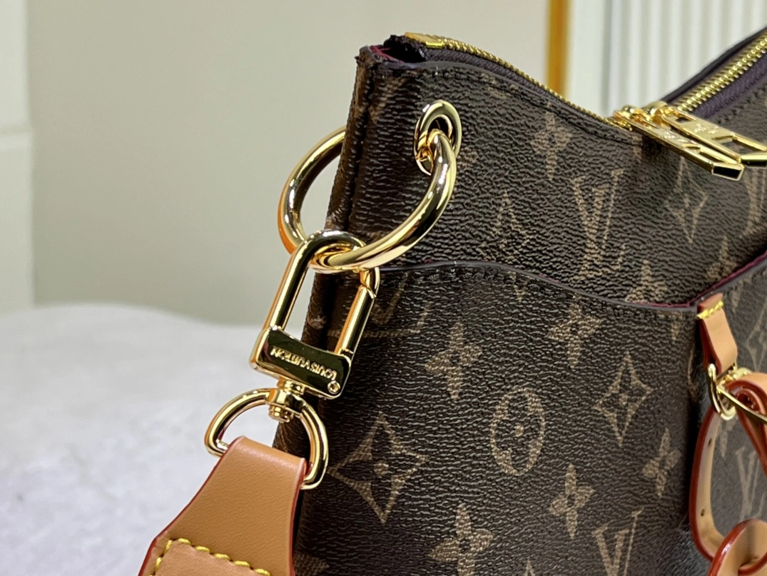 Louis Vuitton AAA Quality Messenger Bags For Women EasyMatch 7332 - Image 4
