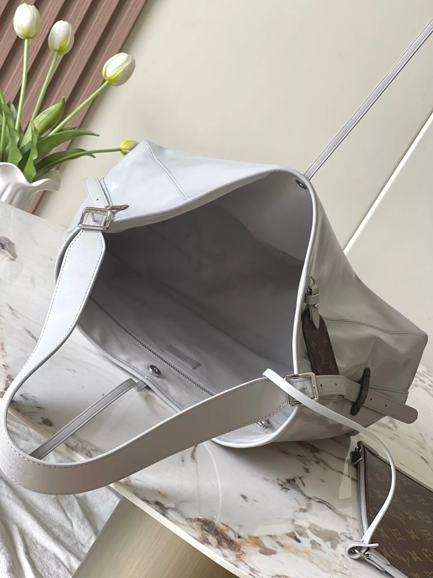 Louis Vuitton AAA Quality Shoulder Bags For Women AllSeason 5874 - Image 8