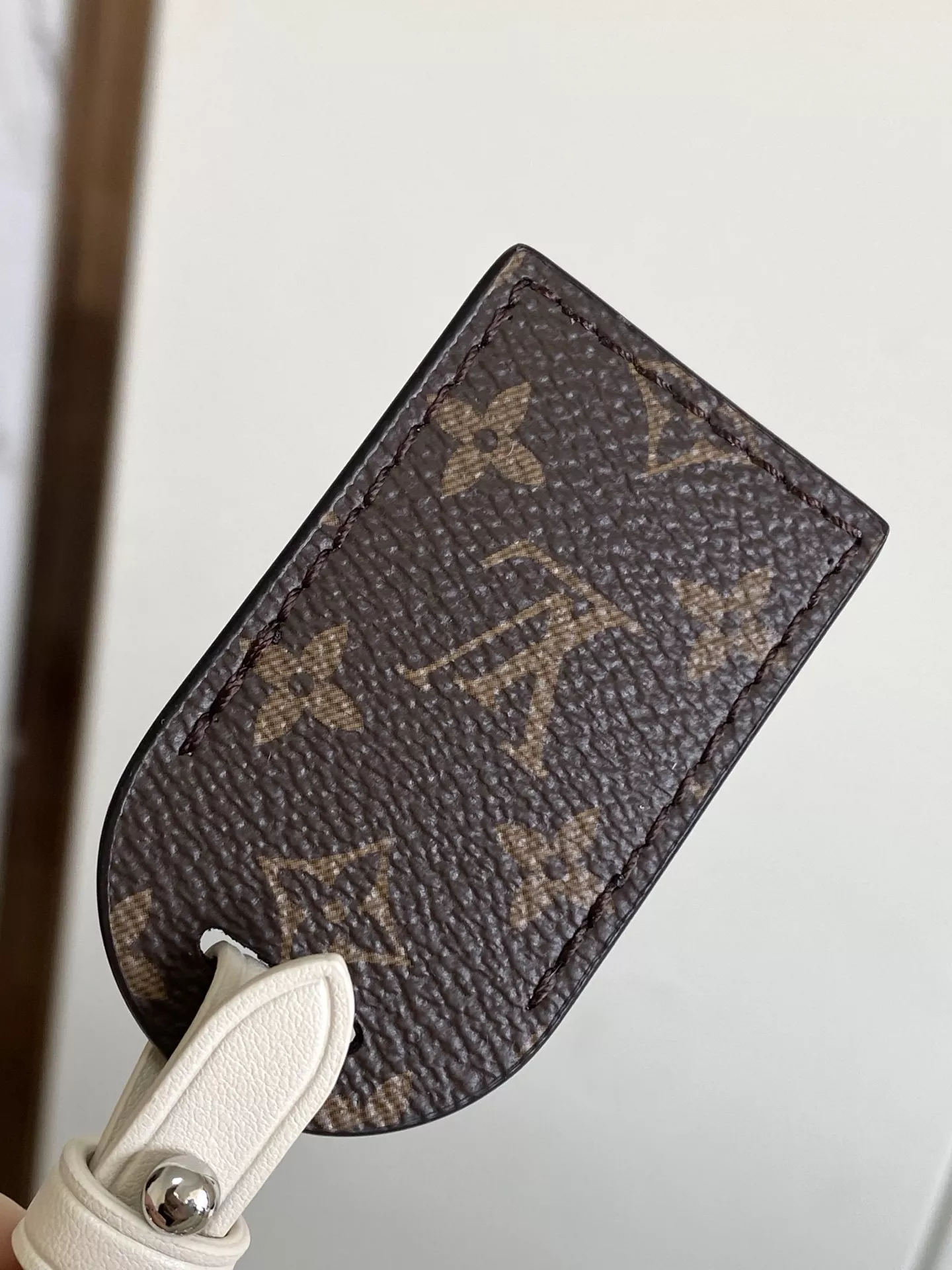 Louis Vuitton AAA Quality Shoulder Bags For Women Bold 7225 - Image 7