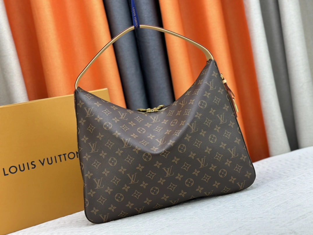 Louis Vuitton AAA Quality Shoulder Bags For Women SportInspired 2363 - Image 4