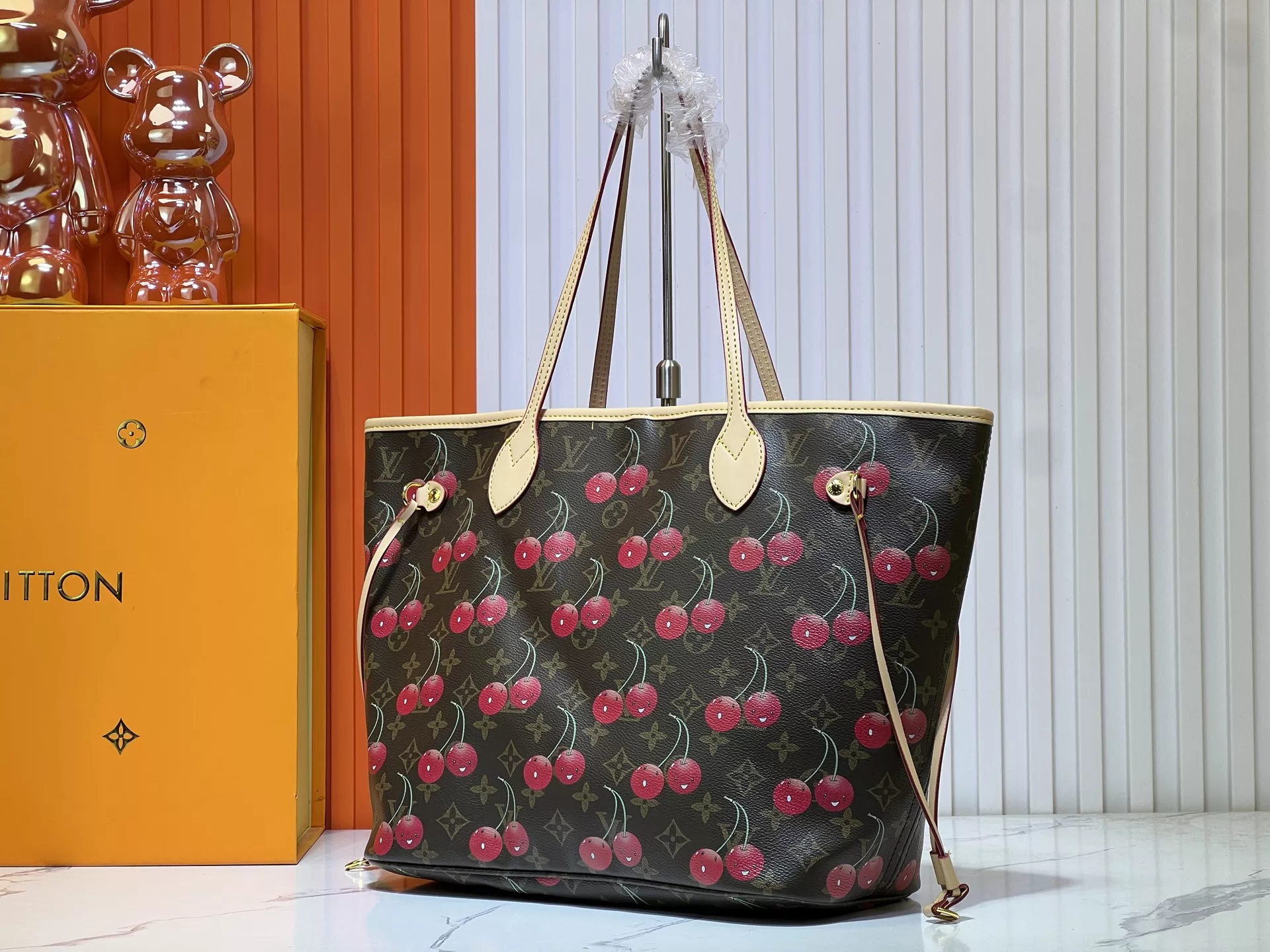 Louis Vuitton AAA Quality Shoulder Bags For Women UrbanStyle 7302 - Image 3