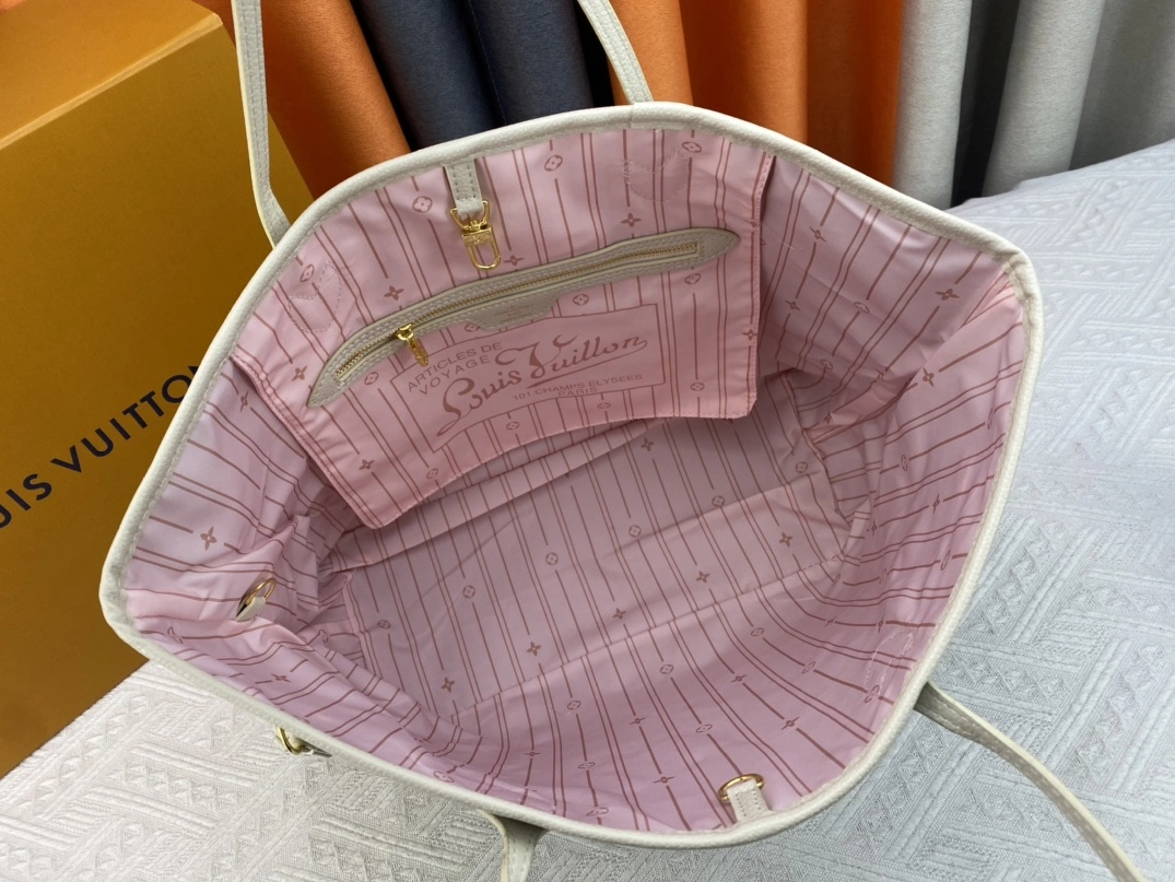 Louis Vuitton AAA Quality Shoulder Bags For Women WellDesigned 3162 - Image 7