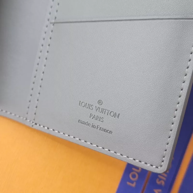 Louis Vuitton AAA Quality Wallets Durable 3902 - Image 6