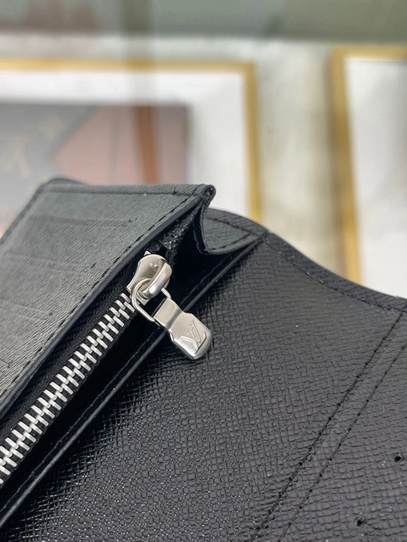 Louis Vuitton AAA Quality Wallets For Unisex Fashionable 7149 - Image 4