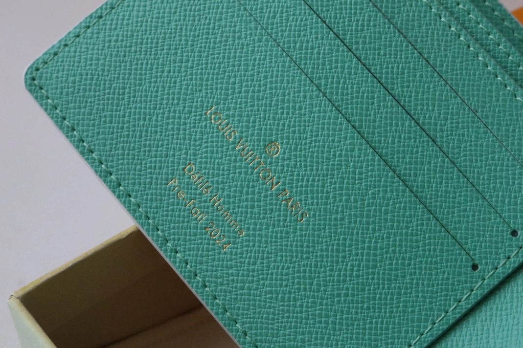 Louis Vuitton AAA Quality Wallets SportInspired 4285 - Image 6