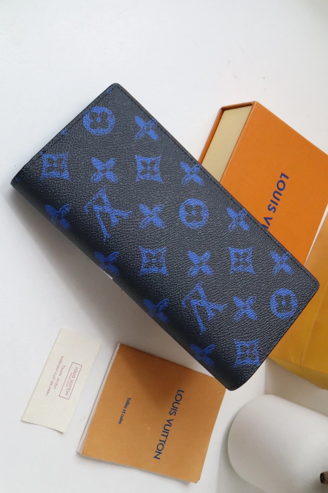 Louis Vuitton AAA Quality Wallets Stylish 8474