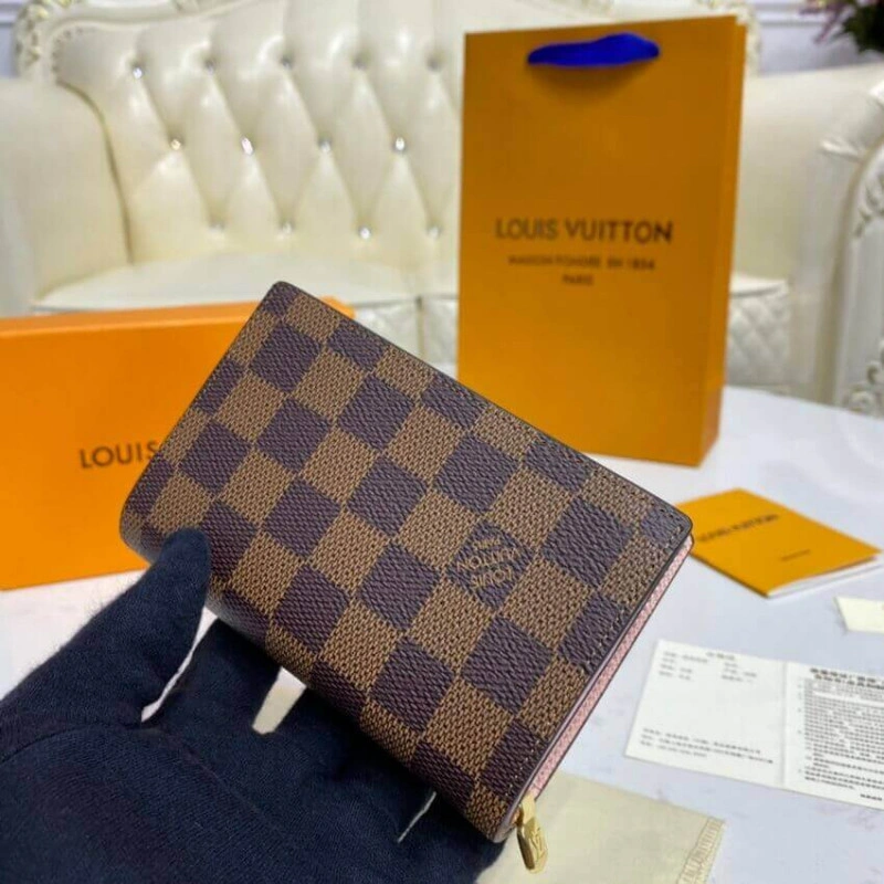 Cowhidele Louis Vuitton Damier Ebene Juliette Wallet Creme - Image 4