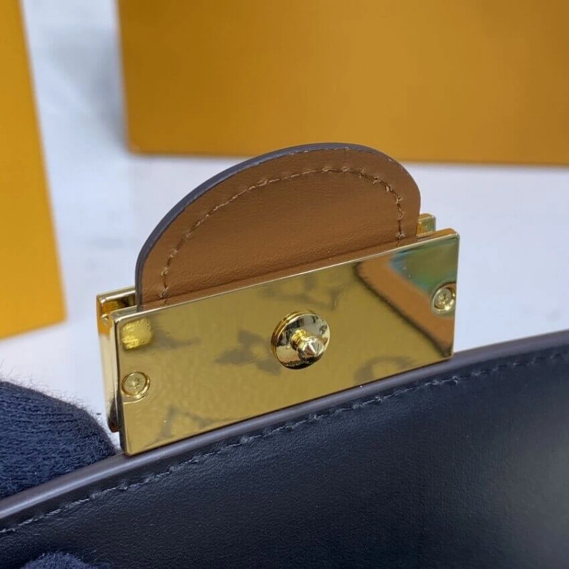 The Dauphi Louis Vuitton Dauphine Compact Wallet - Image 9