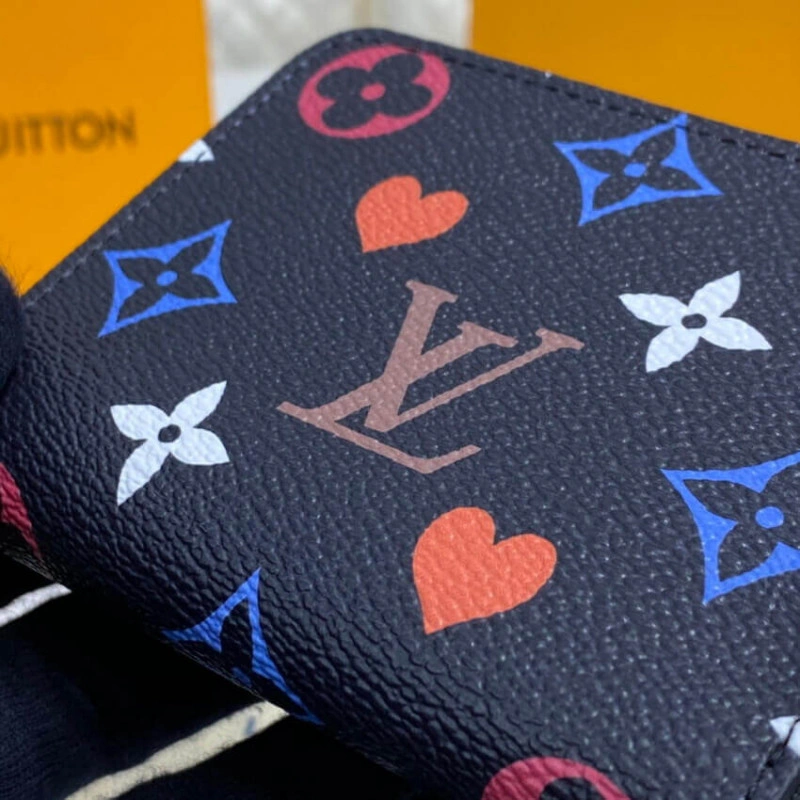 Zip closu Louis Vuitton Game On Zippy Coin Purse - Image 6
