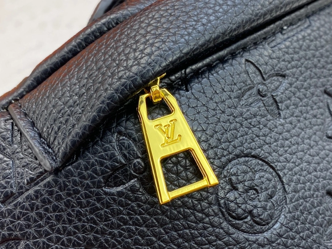 Louis Vuitton LV AAA Quality Belt Bags For Unisex Comfortable 5637 - Image 5