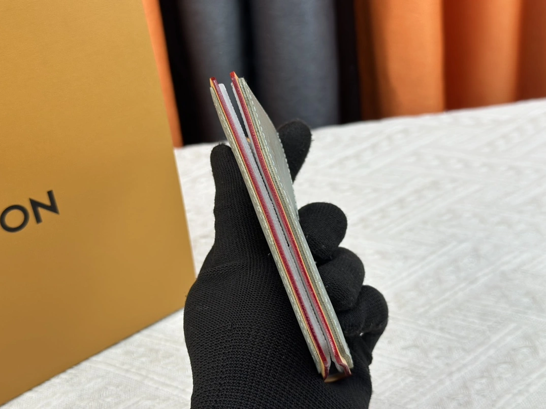 Louis Vuitton LV Card Case Bright 6514 - Image 4