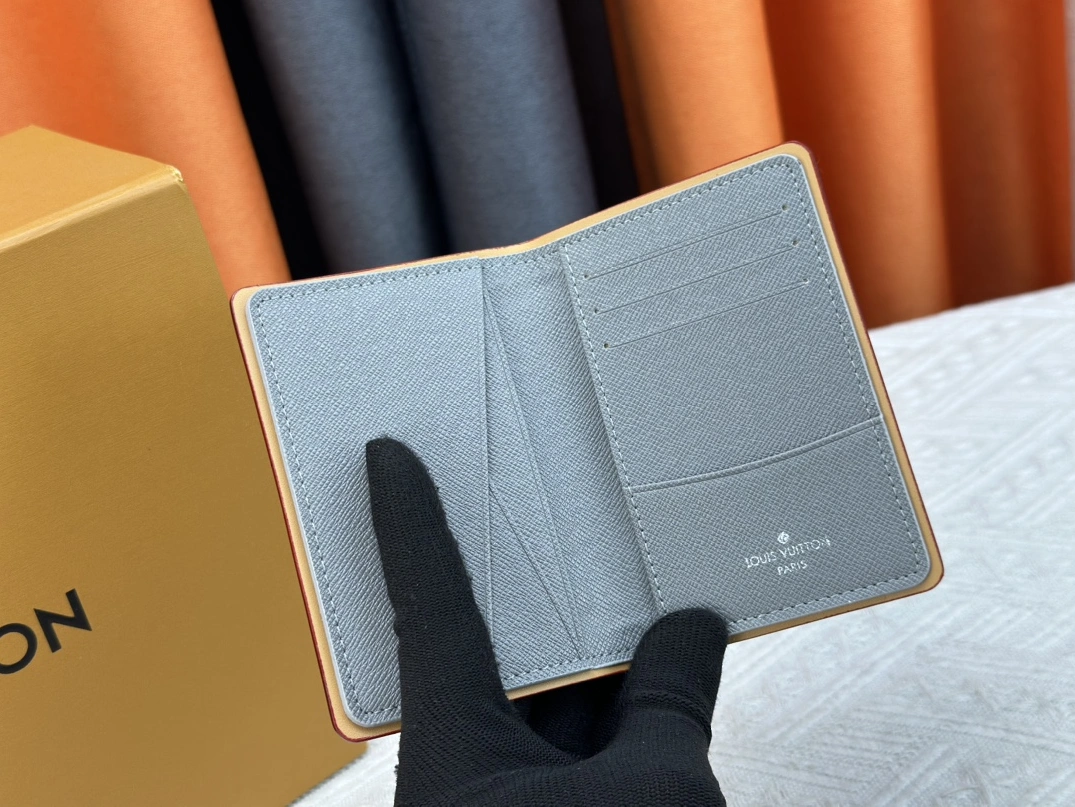 Louis Vuitton LV Card Case Bright 6514 - Image 6