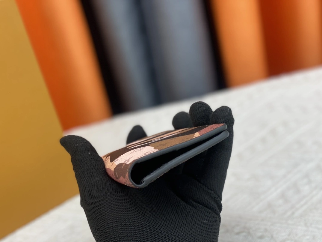 Louis Vuitton LV Card Case For Unisex GoAnywhere 1711 - Image 3