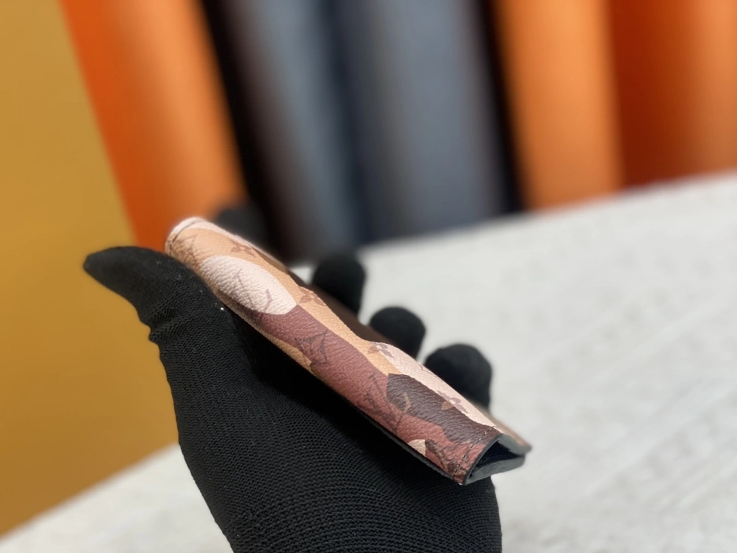 Louis Vuitton LV Card Case For Unisex GoAnywhere 1711 - Image 4