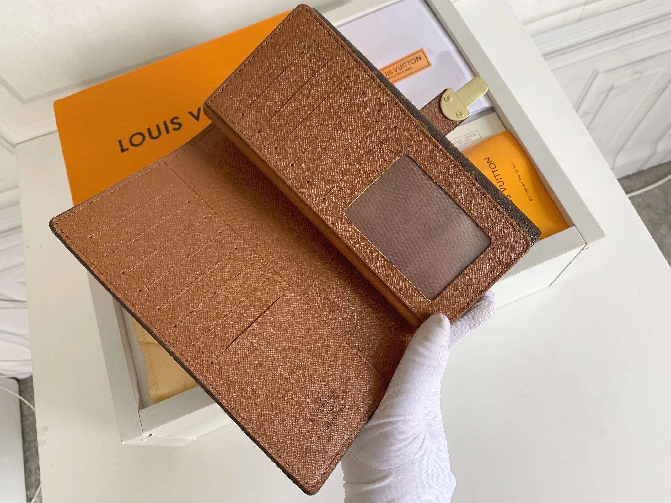 Louis Vuitton LV Card Case For Women HighQuality 5804 - Image 5