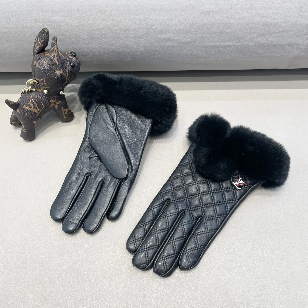 Louis Vuitton LV Gloves For Women DailyWear 4132
