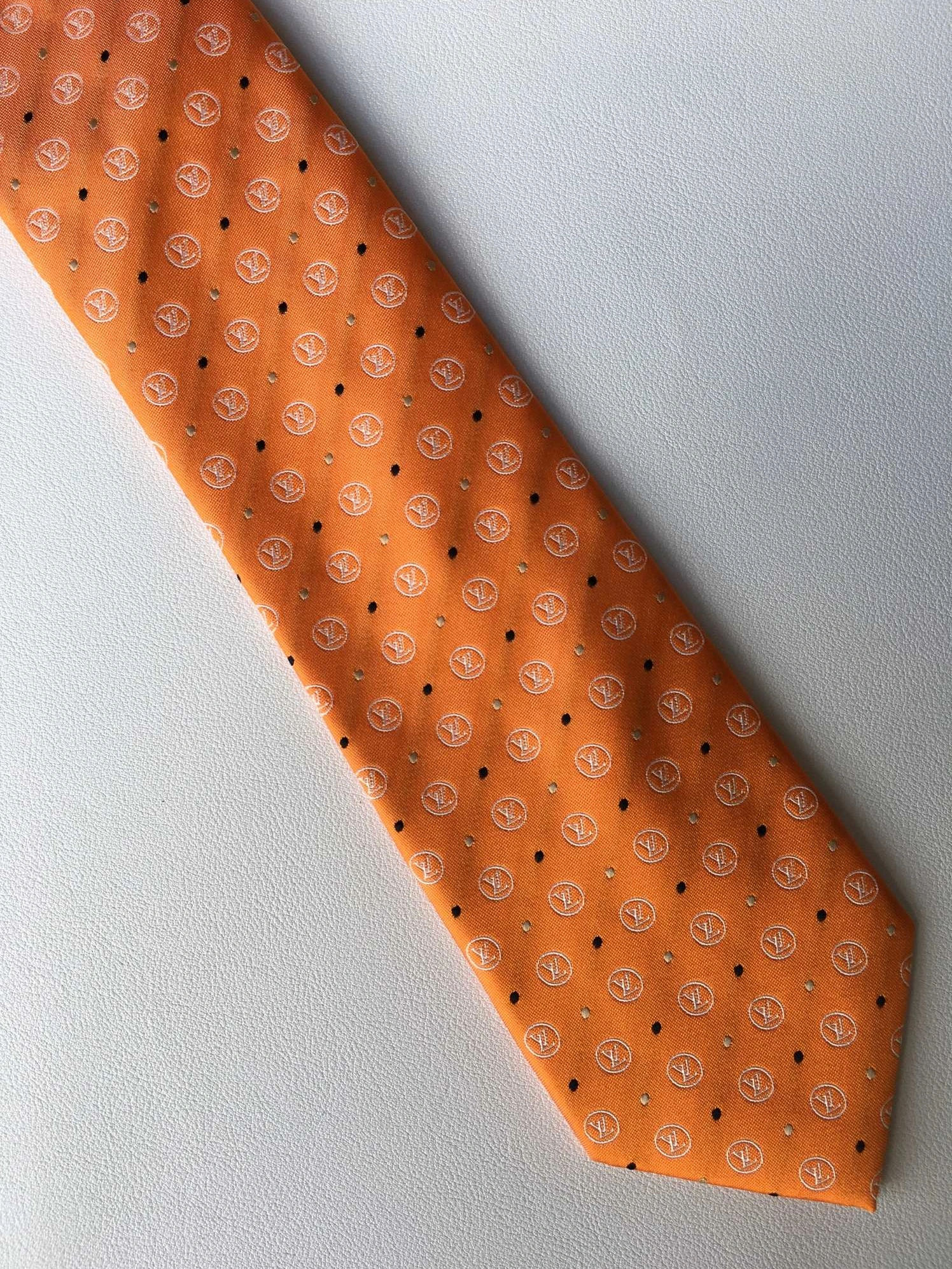 Louis Vuitton LV Necktie For Men Classic 9338 - Image 6