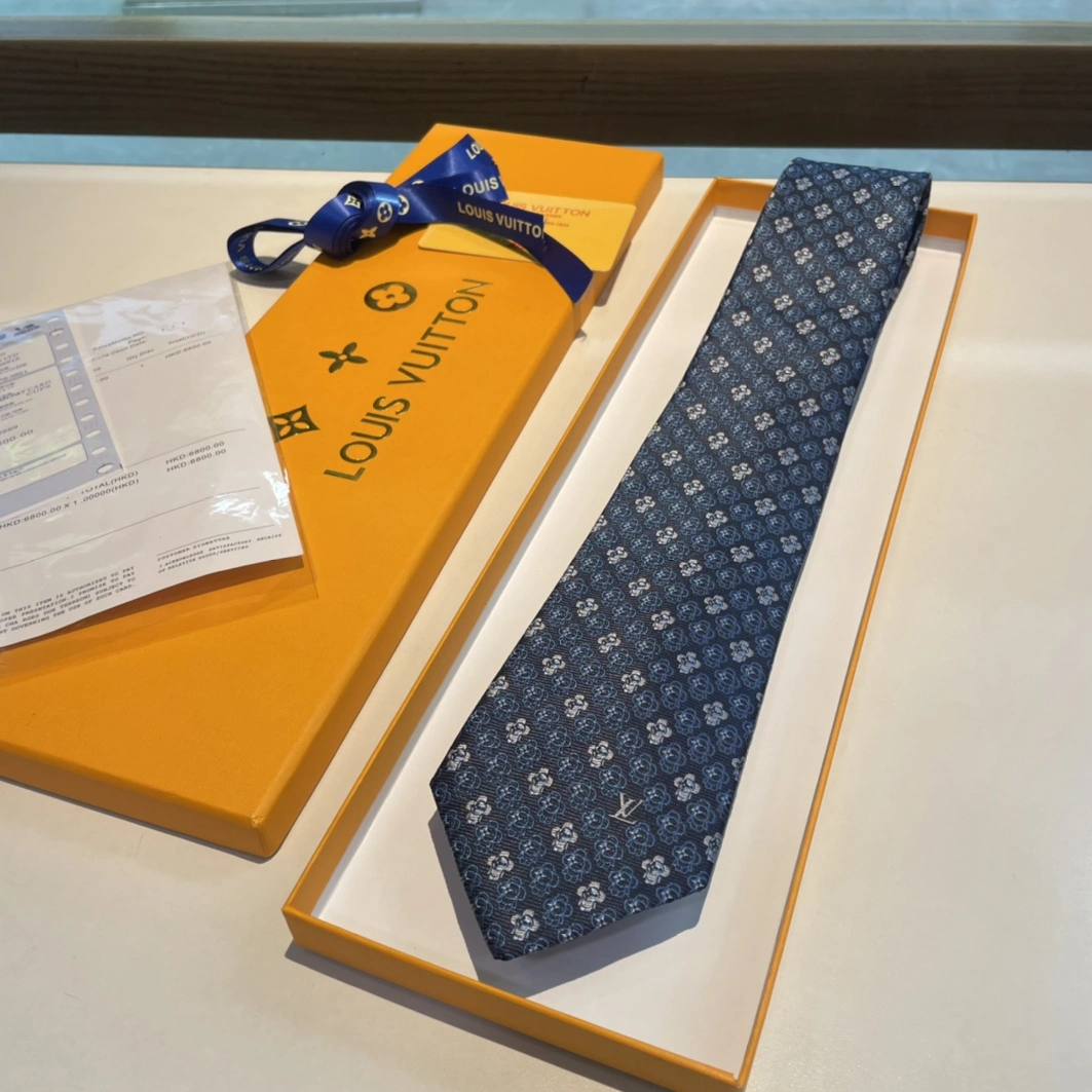 Louis Vuitton LV Necktie For Men Soft 3878 - Image 8