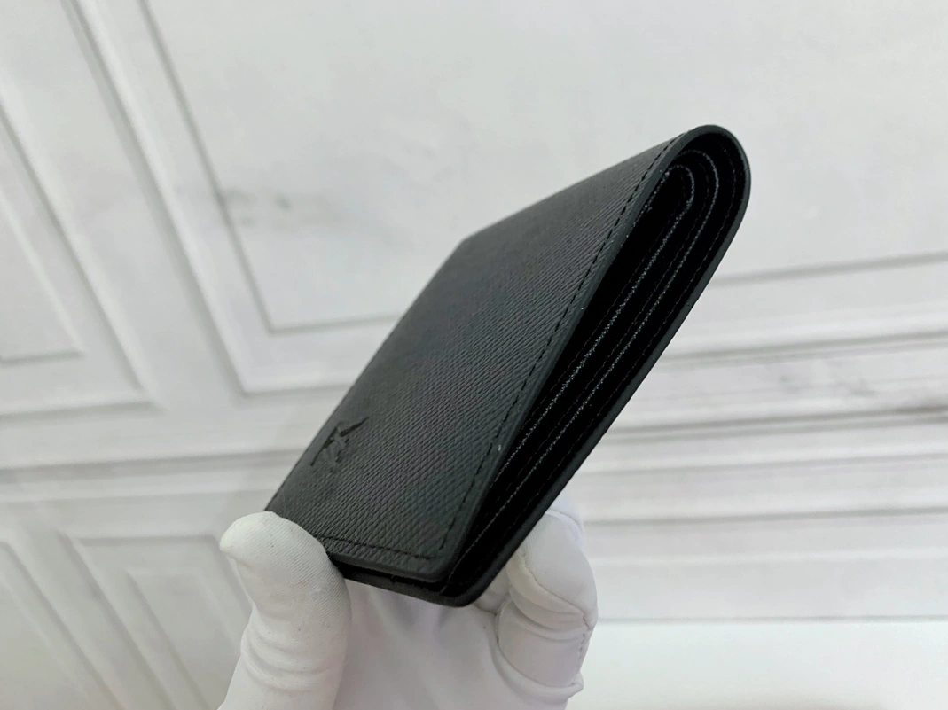 Louis Vuitton LV Wallets For Unisex Compact 9147 - Image 3