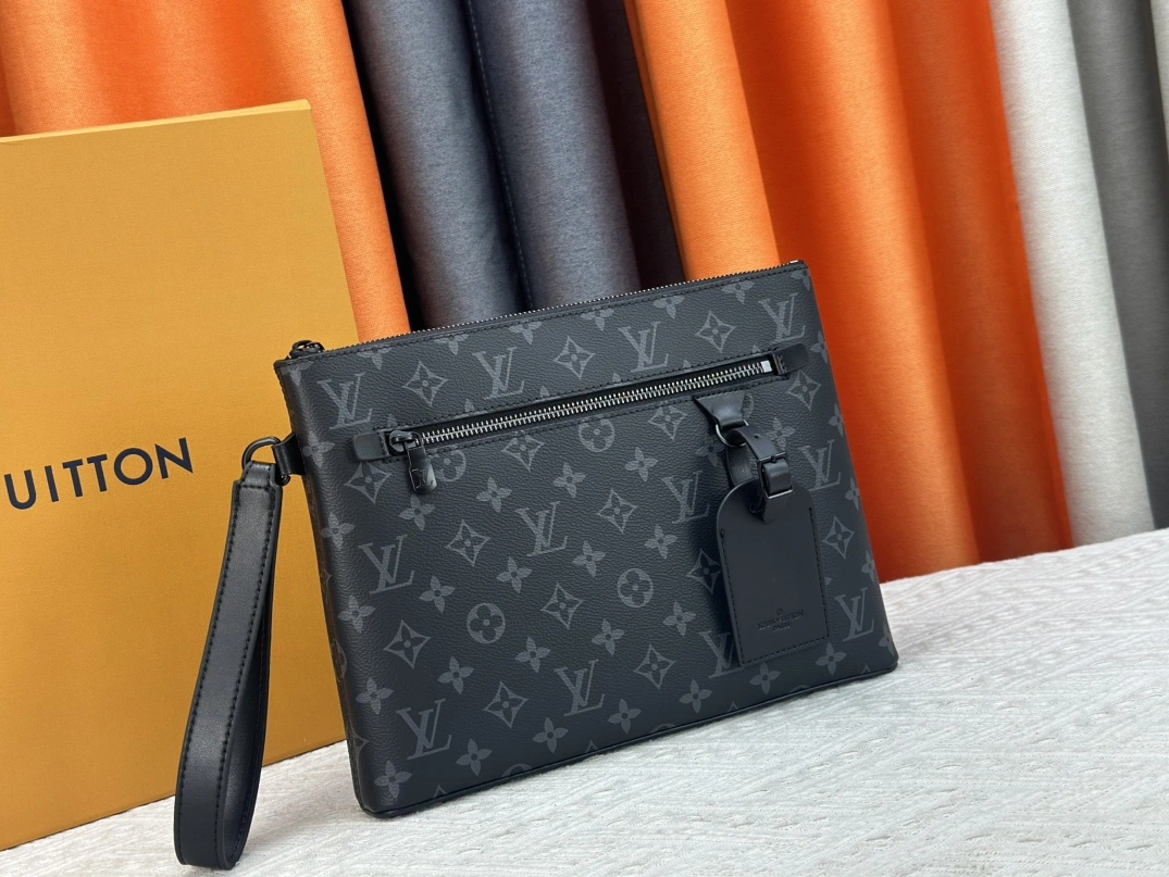 Louis Vuitton LV Wallets For Unisex Versatile 402
