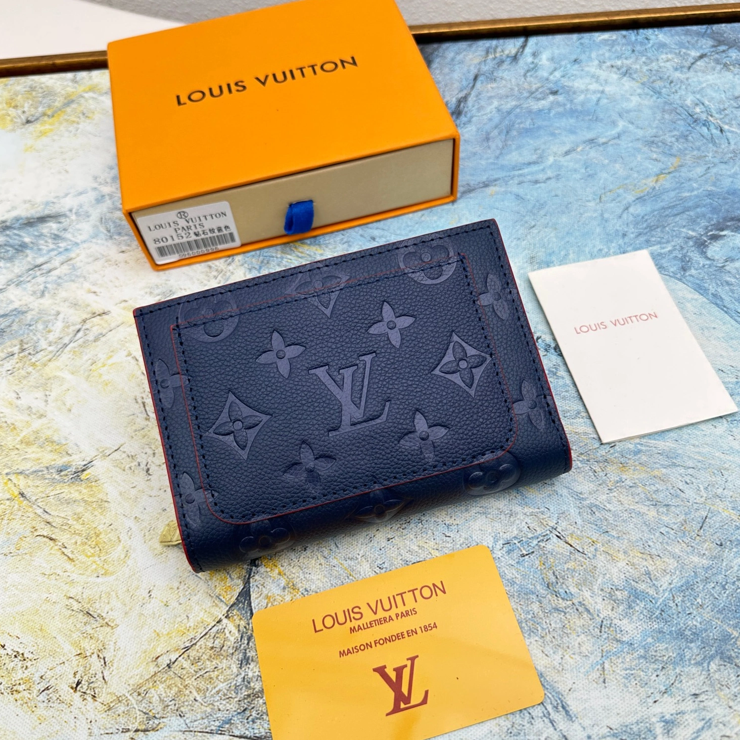 Louis Vuitton LV Wallets For Women DailyWear 3933
