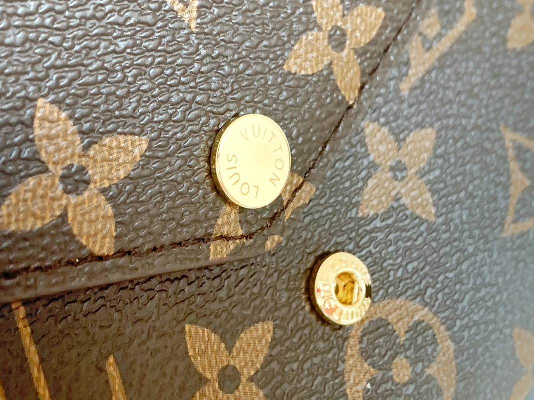 Louis Vuitton LV Wallets For Women Stylish 6204 - Image 6