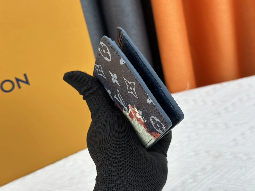 Louis Vuitton LV Wallets Functional 6743 - Image 3