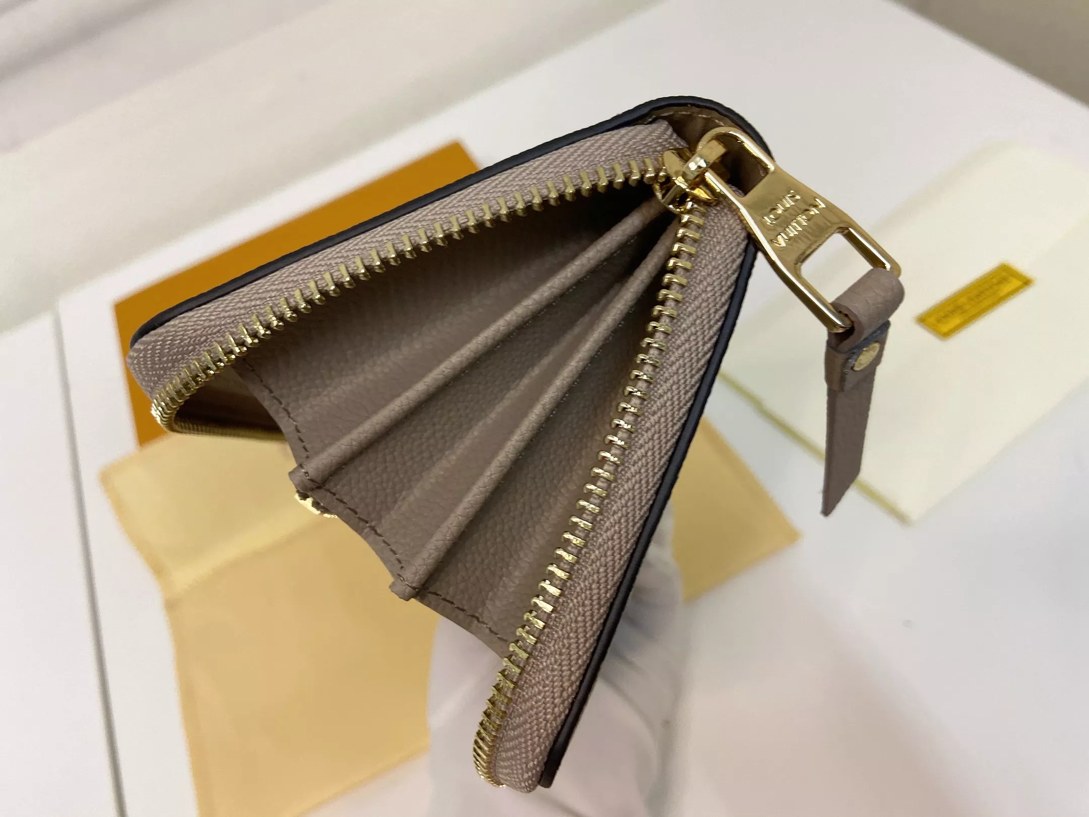 Louis Vuitton LV Wallets Trendy 4161 - Image 6