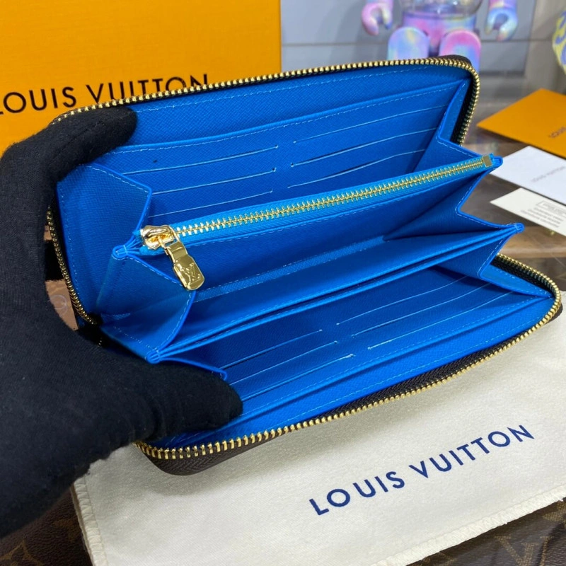 Blue Louis Vuitton Mount Fuji Vivienne Holiday Monogram Zippy Wallet Blue - Image 10