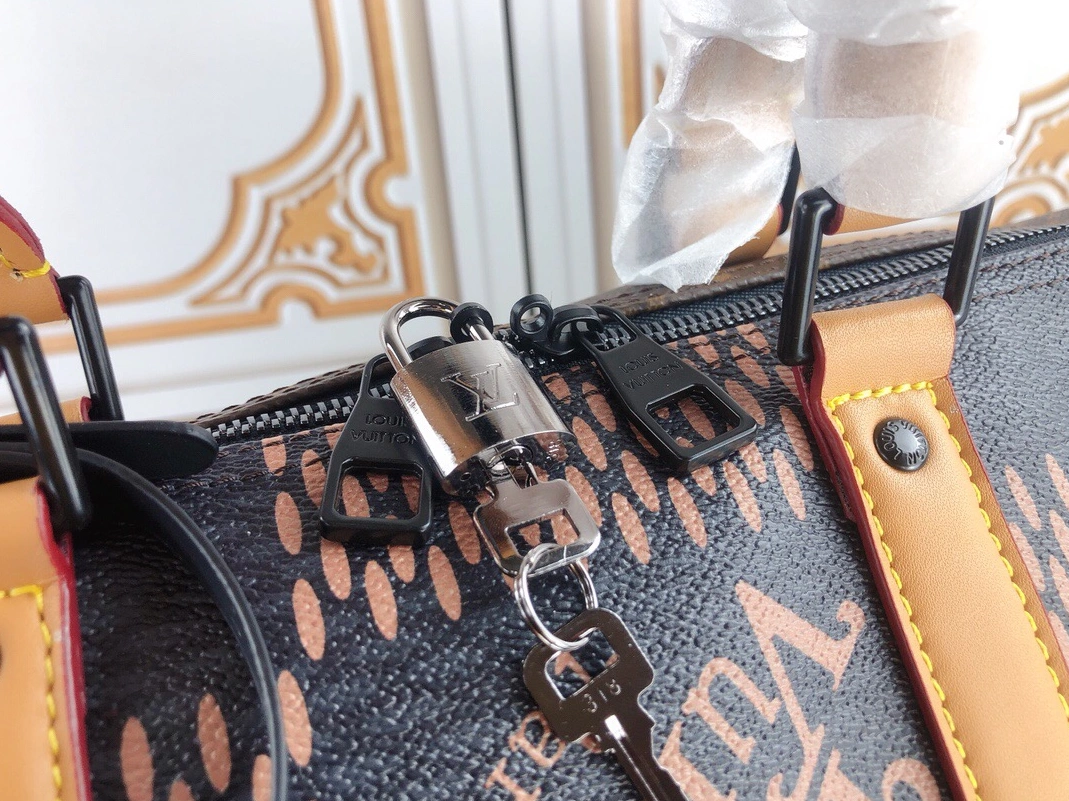 Louis Vuitton Travel Bags Classic 6585 - Image 3