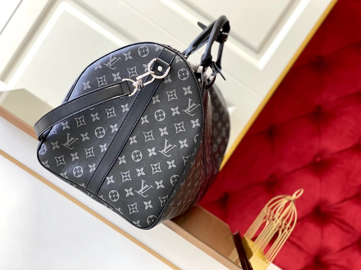 Louis Vuitton Travel Bags Comfortable 1608 - Image 4