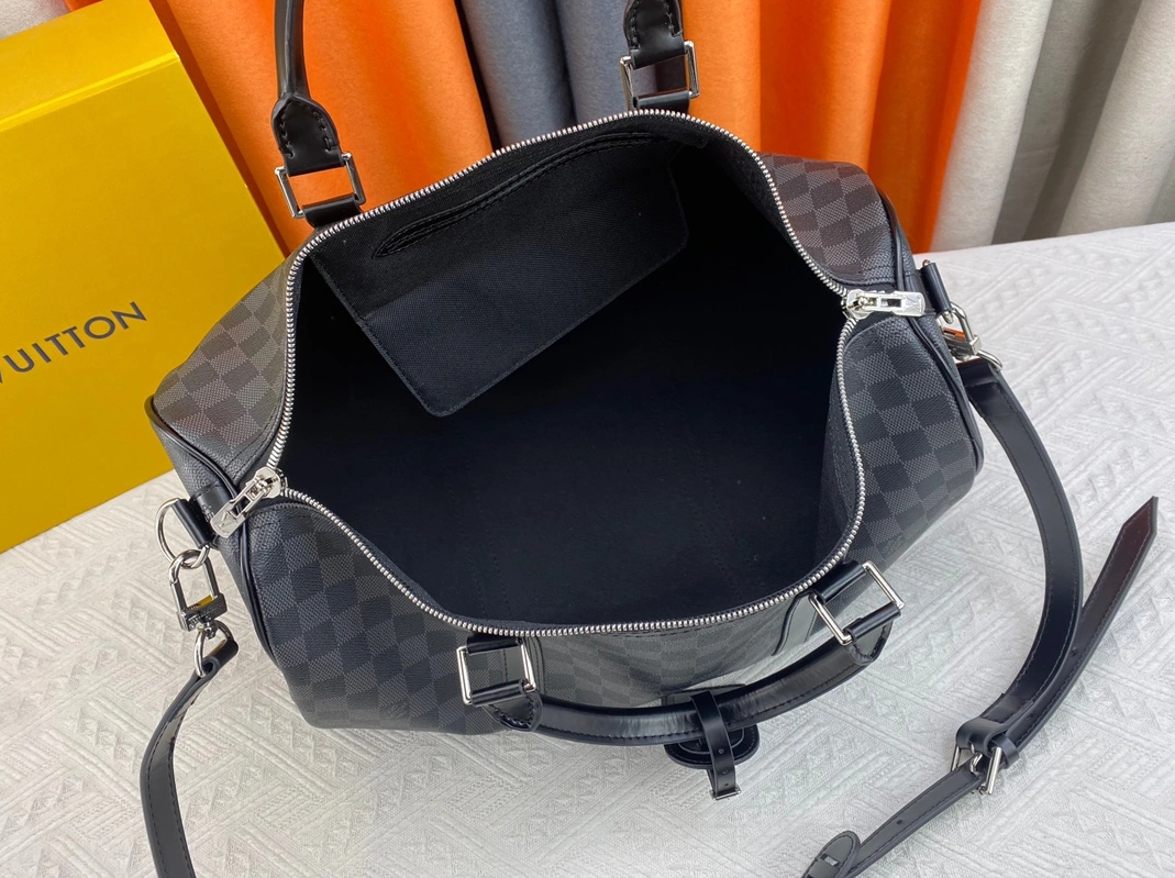 Louis Vuitton Travel Bags Flexible 540 - Image 7