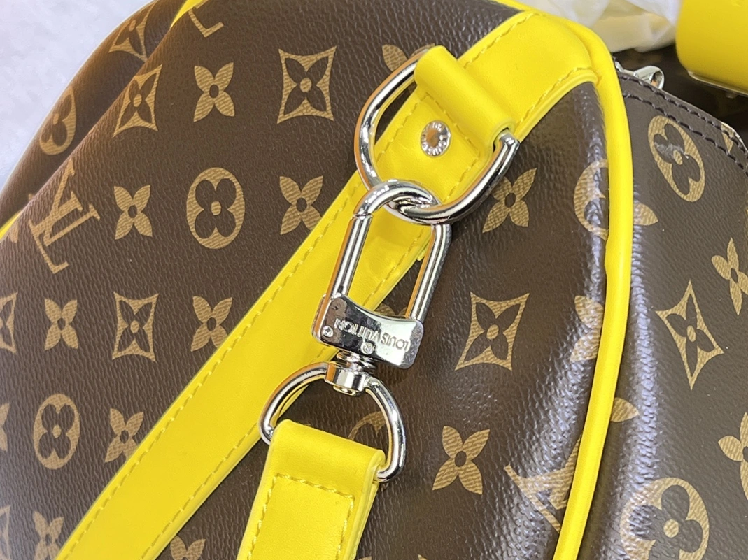 Louis Vuitton Travel Bags StreetReady 1023 - Image 6