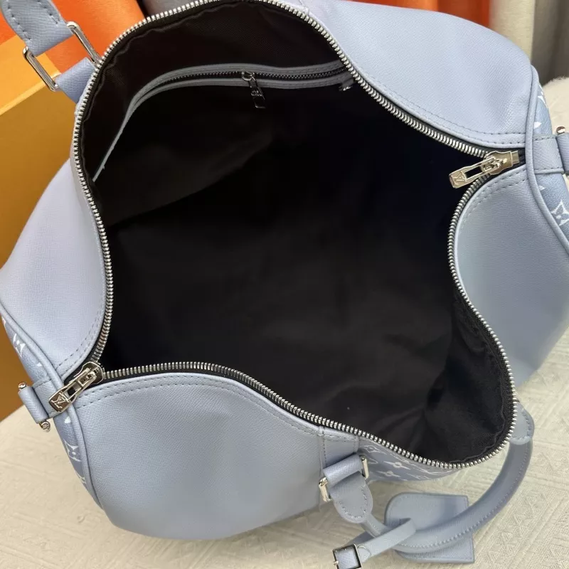 Louis Vuitton Travel Bags Trendsetting 4205 - Image 8